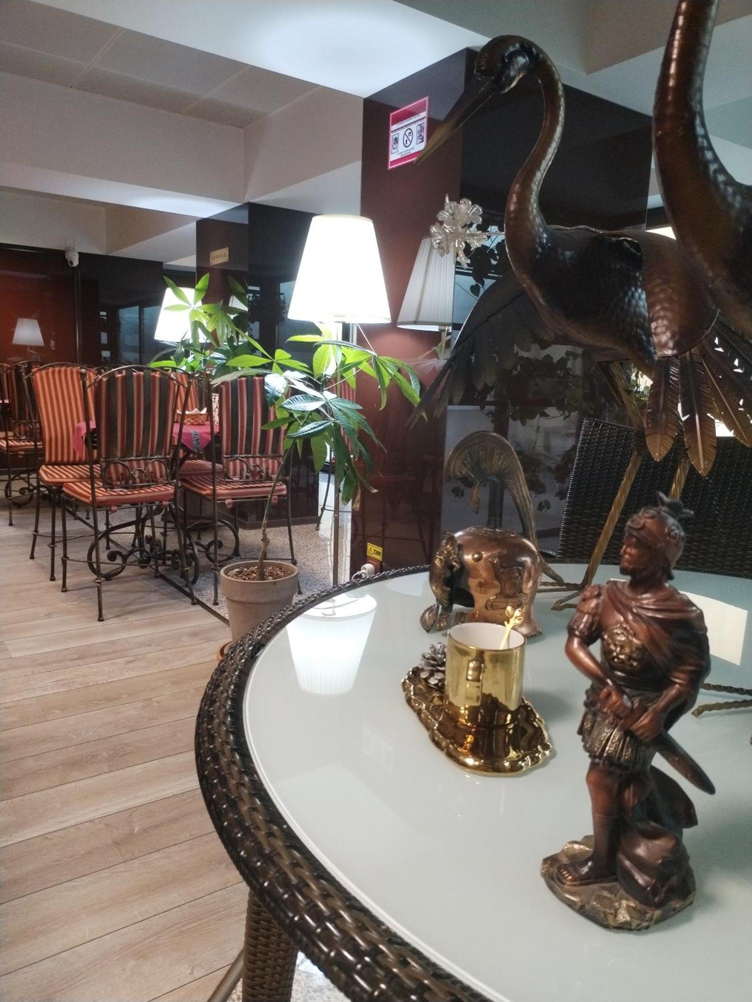 Villa Grand Pier Boutique Luxury King And Queen Deluxe Rooms, With Free Welcome Breakfast For All Stays Up To 4 Nights Bucarest