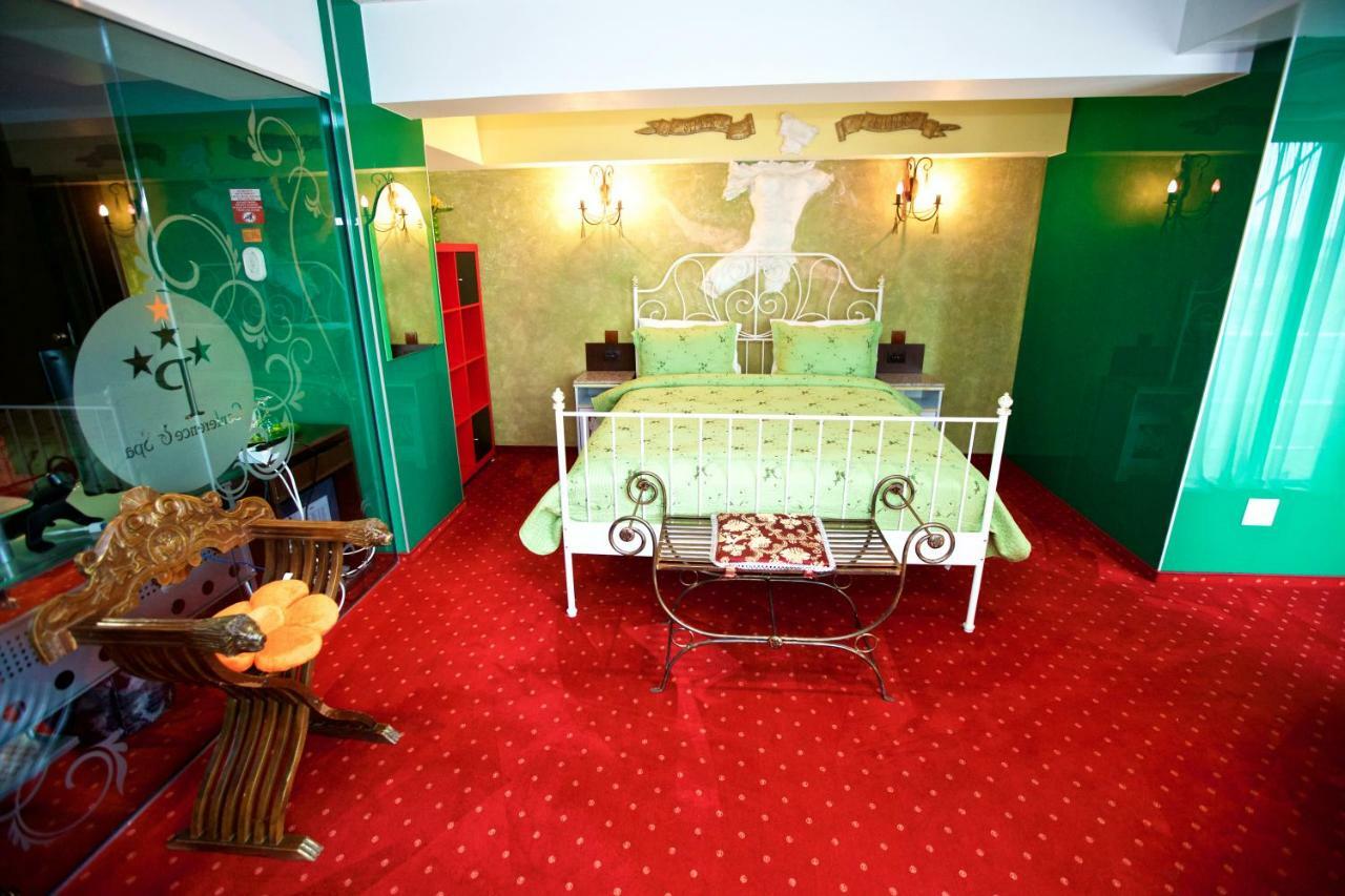 Grand Pier Boutique Luxury King And Queen Deluxe Rooms, With Free Welcome Breakfast For All Stays Up To 4 Nights